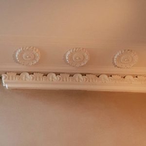 We are a group of established Decorators and Sculptors based in the heart of central London. We have a combined experience of 29 years within the industry and a background in Classical Art, giving us a natural ability in adding flare to your living space, achieving great aesthetic.